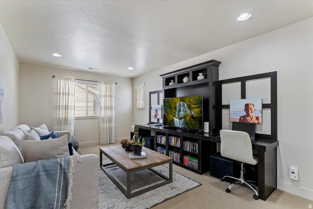 911 CALLIE CT North Salt Lake, UT 84054