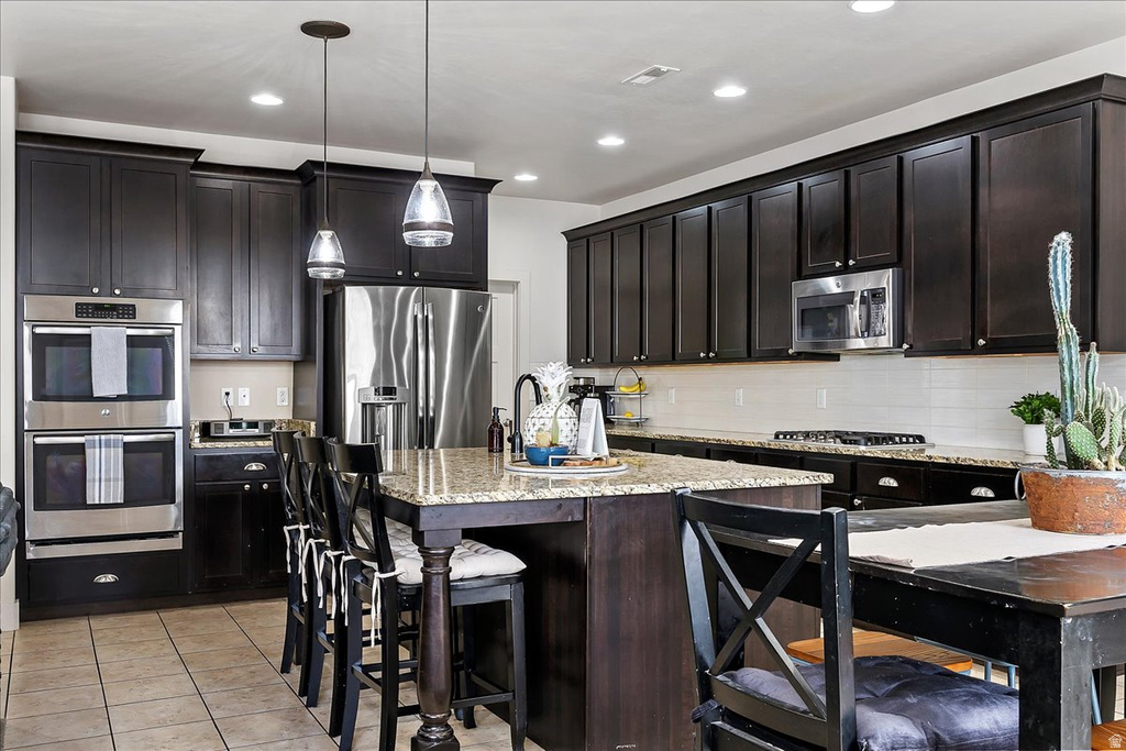 911 CALLIE CT North Salt Lake, UT 84054