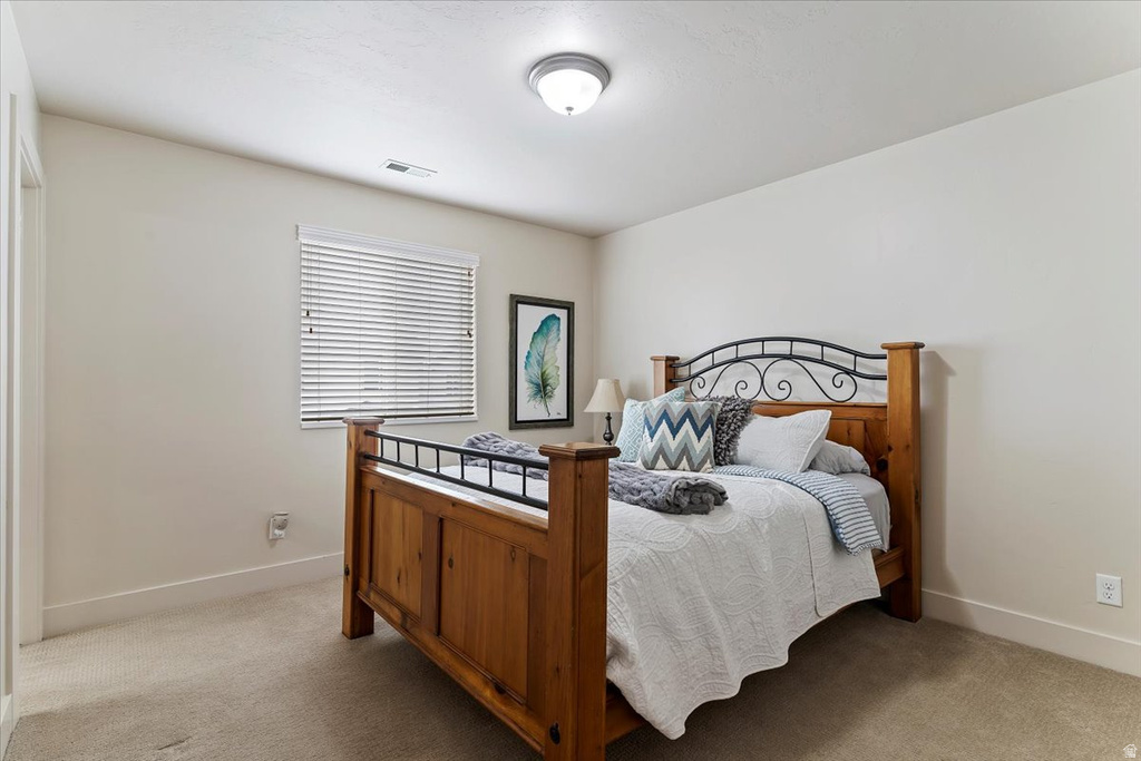 911 CALLIE CT North Salt Lake, UT 84054