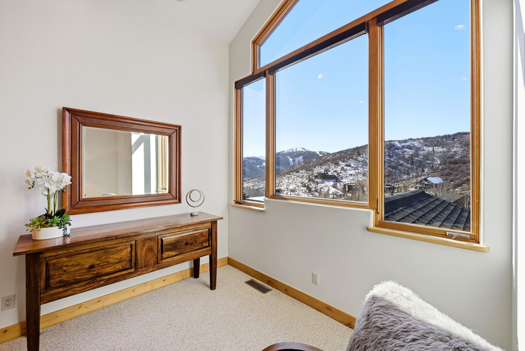 3230 THISTLE ST Park City, UT 84060