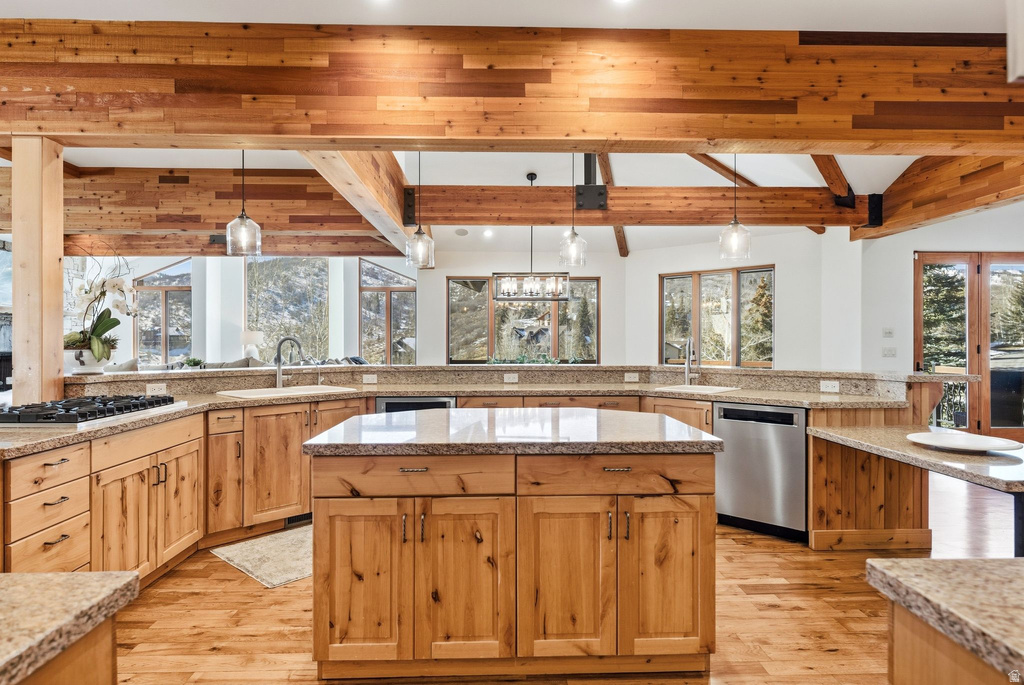 3230 THISTLE ST Park City, UT 84060