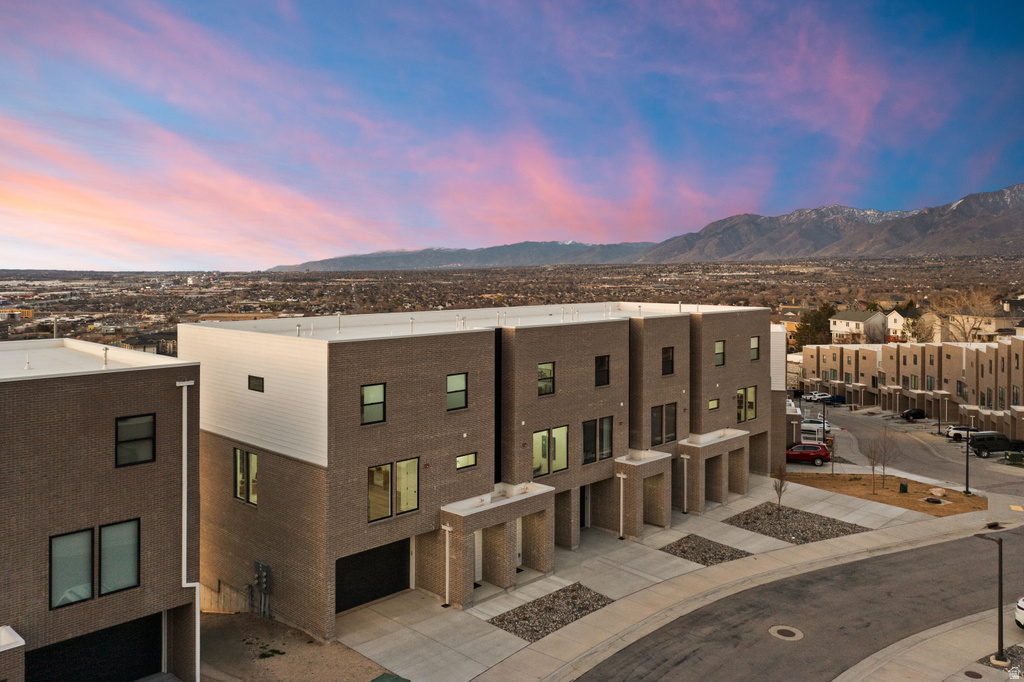 307 E ENDURANCE CIR Draper, UT 84020