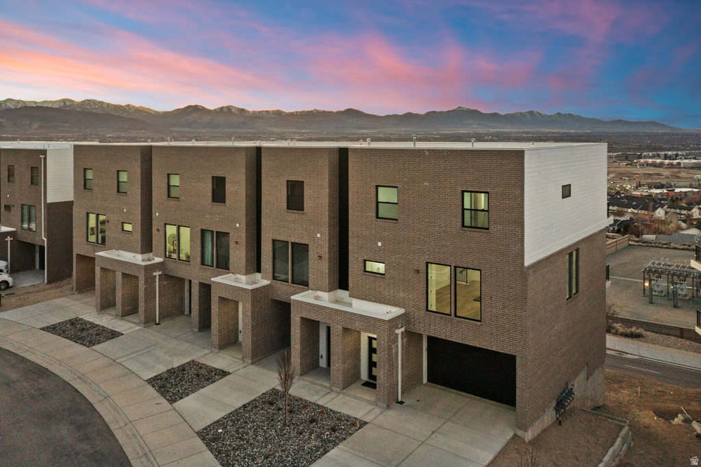 307 E ENDURANCE CIR Draper, UT 84020