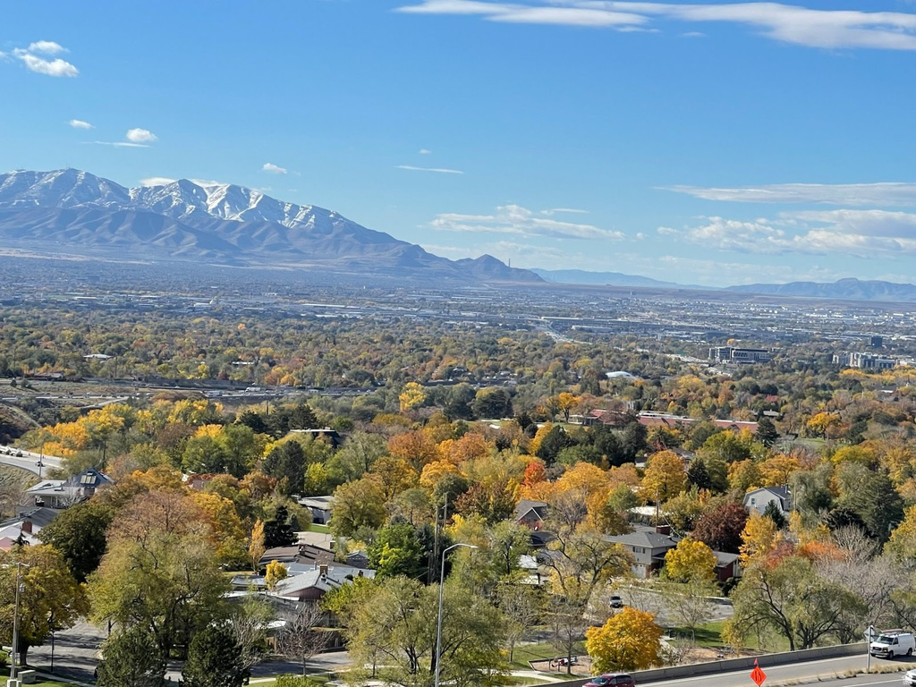 2522 S SCENIC DR Salt Lake City, UT 84109