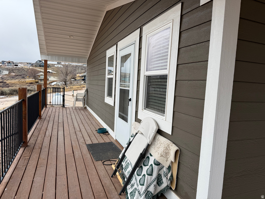 353 W NIBLICK CIR Garden City, UT 84028