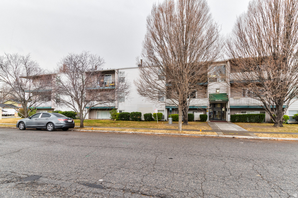 1861 W 600 N #7 Salt Lake City, UT 84116