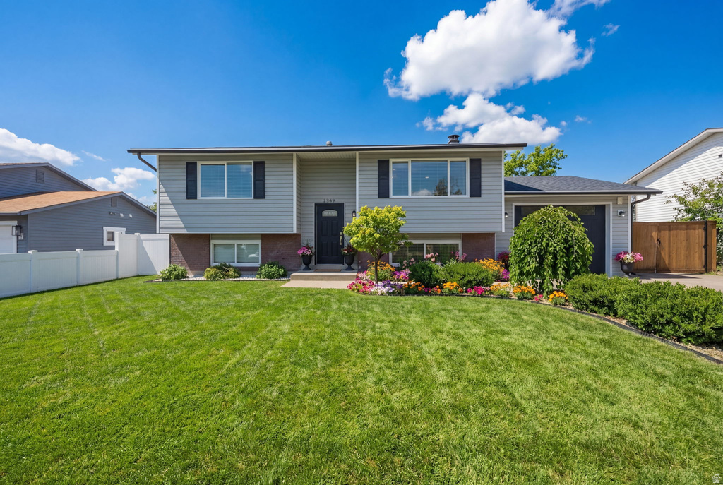 5269 W CHERRYWOOD LN West Valley City, UT 84120