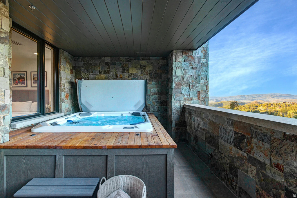 7697 VILLAGE WAY #103 Park City, UT 84060