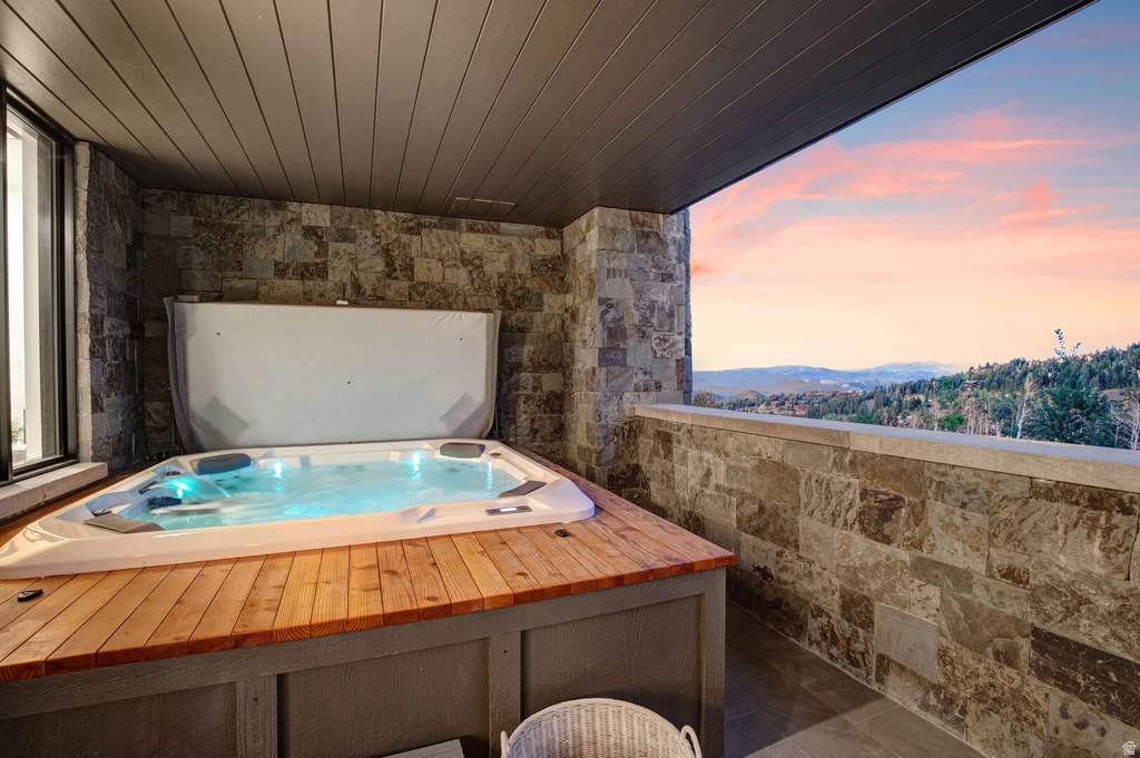 7697 VILLAGE WAY #103 Park City, UT 84060