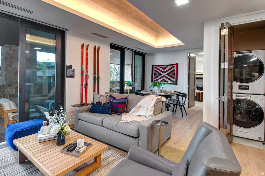 7697 VILLAGE WAY #103 Park City, UT 84060