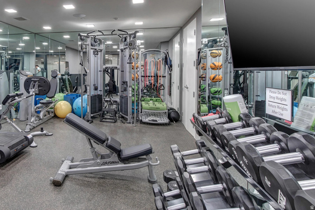 7697 VILLAGE WAY #103 Park City, UT 84060