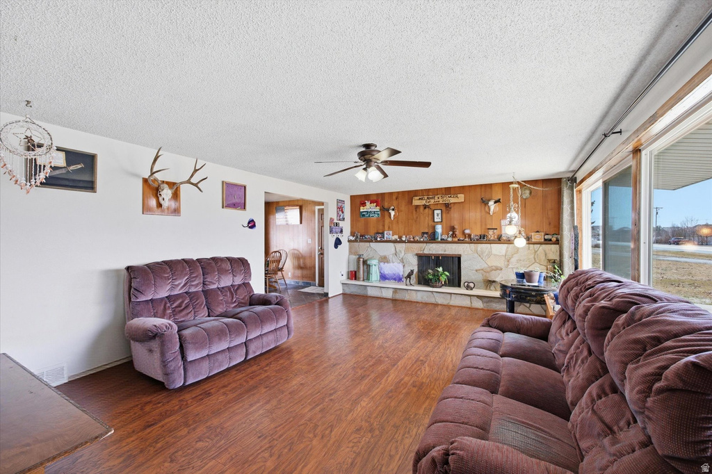 127 S 400 E Lindon, UT 84042