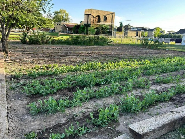 127 S 400 E Lindon, UT 84042