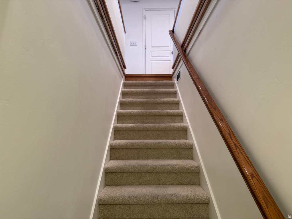 6709 W DESERT LILY CIR Herriman, UT 84096