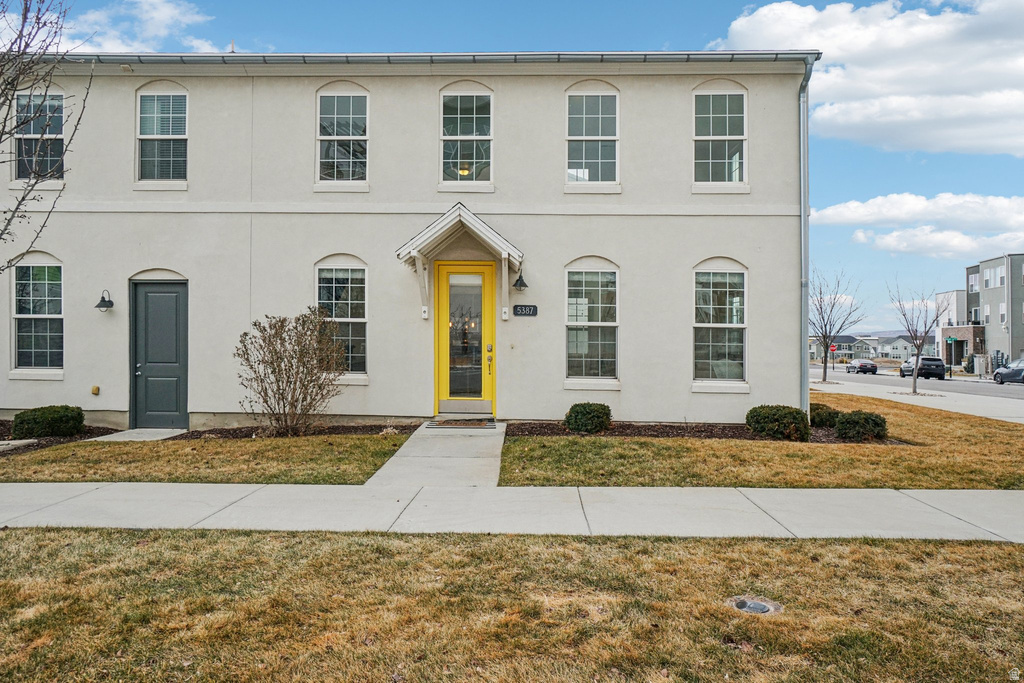 5387 W BOWSTRING WAY South Jordan, UT 84009