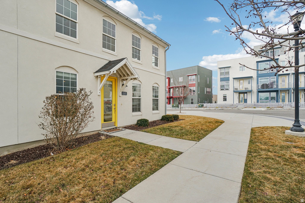 5387 W BOWSTRING WAY South Jordan, UT 84009