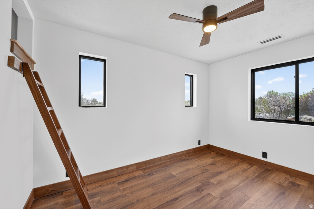 821 E SPRINGVIEW DR Salt Lake City, UT 84106