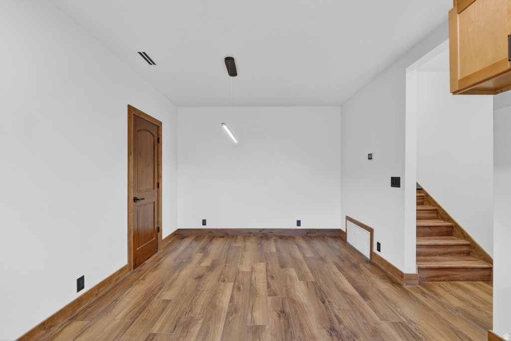 821 E SPRINGVIEW DR Salt Lake City, UT 84106