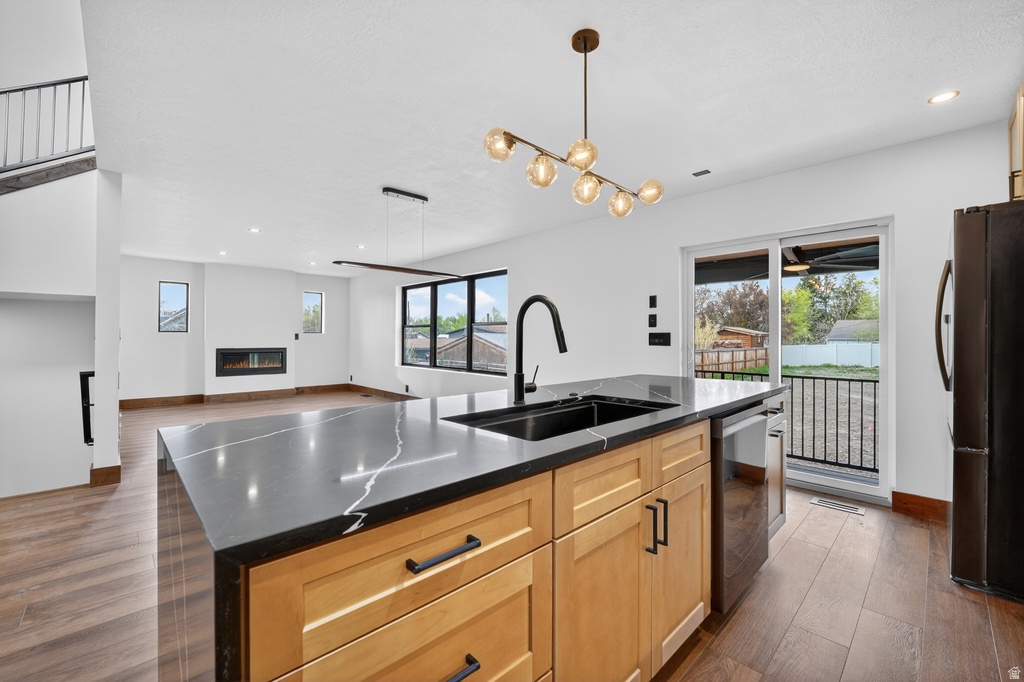 821 E SPRINGVIEW DR Salt Lake City, UT 84106