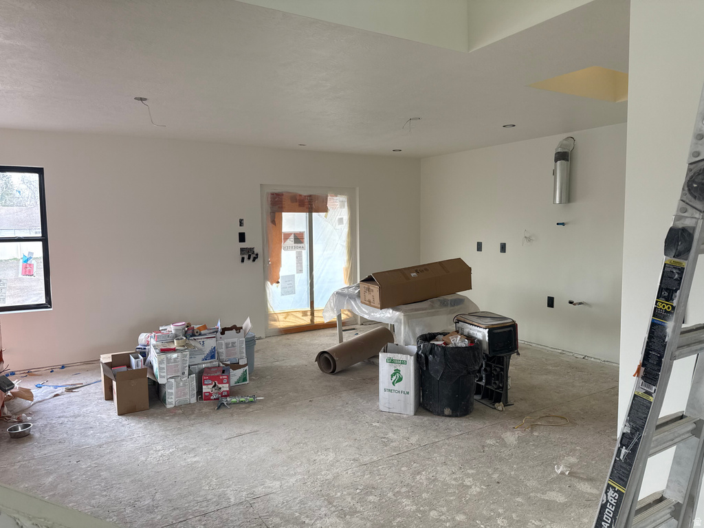 821 E SPRINGVIEW DR Salt Lake City, UT 84106