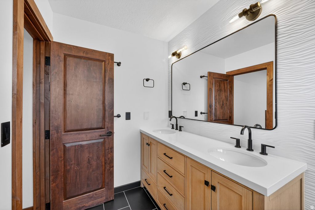 821 E SPRINGVIEW DR Salt Lake City, UT 84106