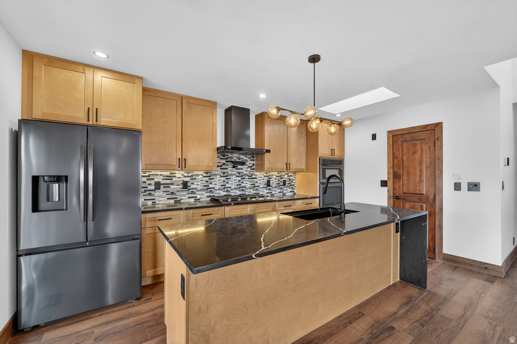 821 E SPRINGVIEW DR Salt Lake City, UT 84106