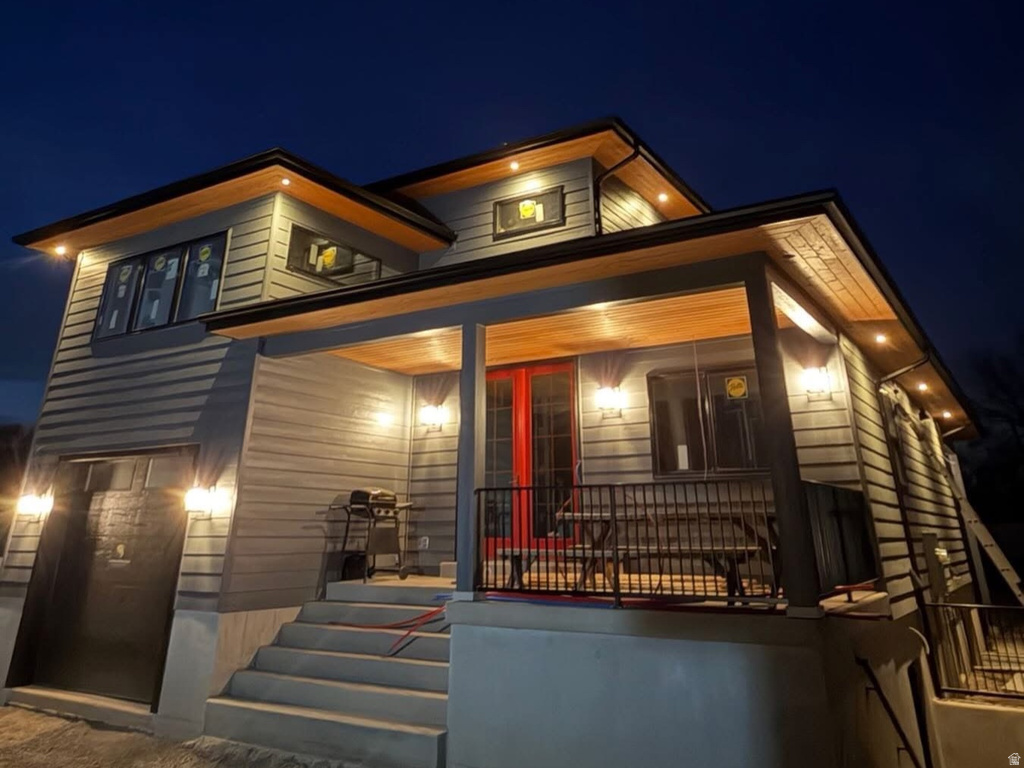 821 E SPRINGVIEW DR Salt Lake City, UT 84106