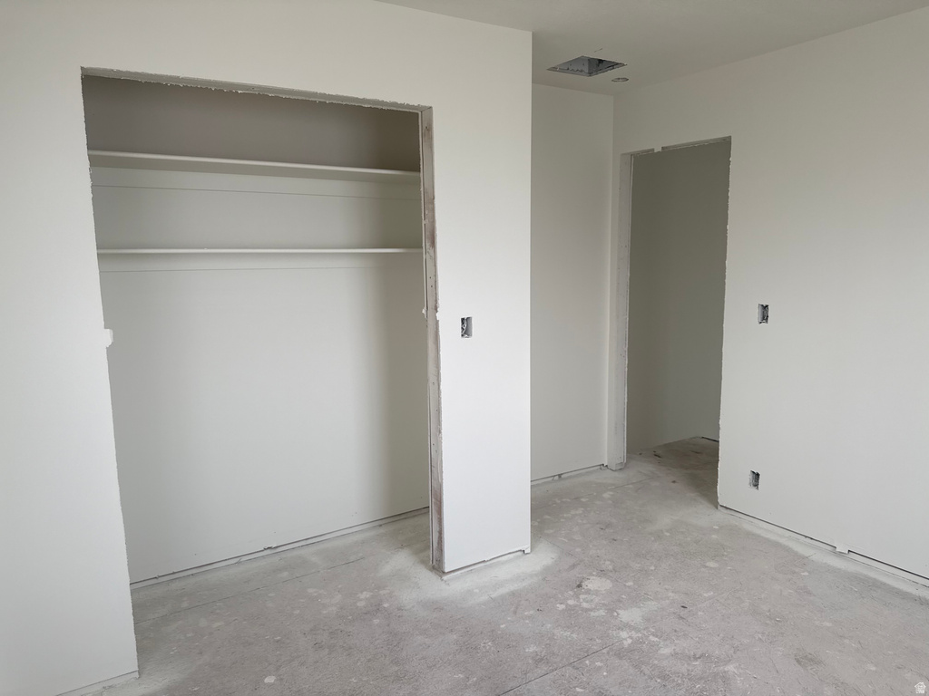 821 E SPRINGVIEW DR Salt Lake City, UT 84106