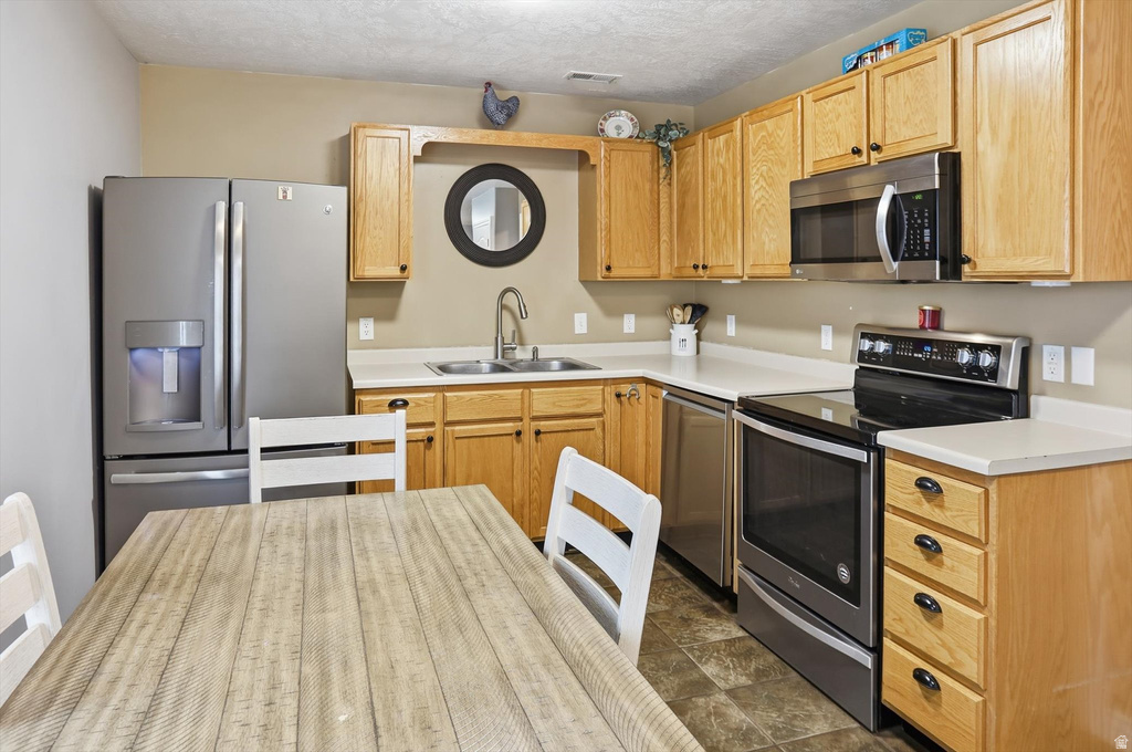 432 W ALFRED DR Tooele, UT 84074