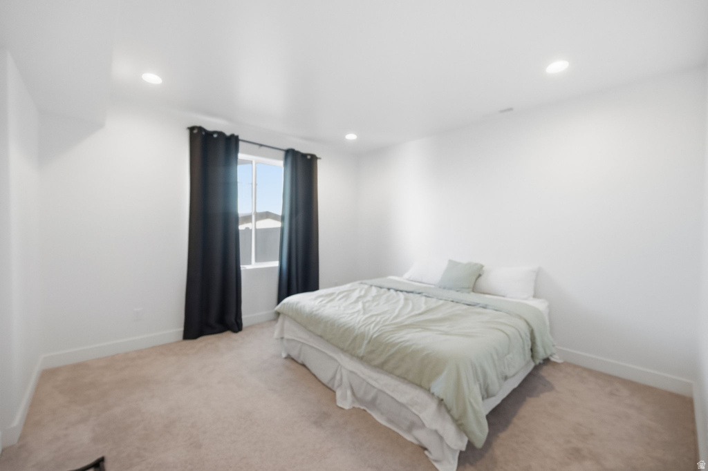 93 E EDGECREST LN North Salt Lake, UT 84054