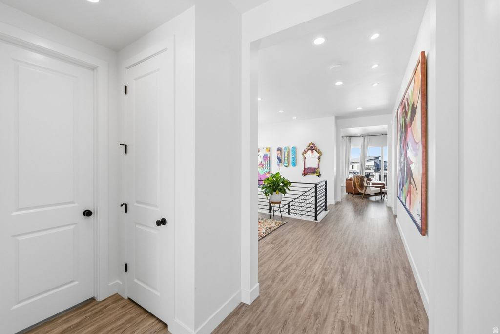 93 E EDGECREST LN North Salt Lake, UT 84054