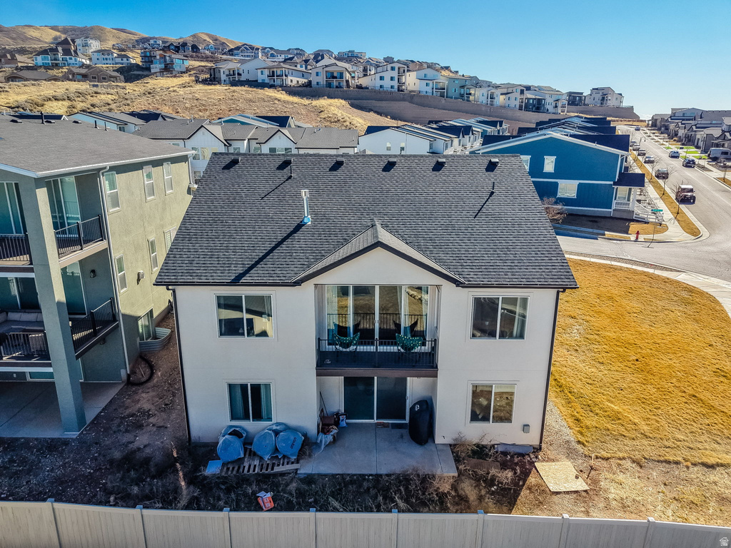 93 E EDGECREST LN North Salt Lake, UT 84054
