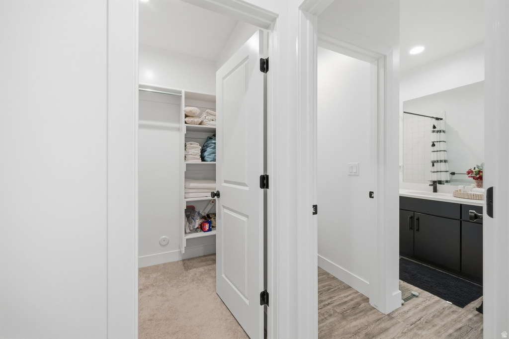 93 E EDGECREST LN North Salt Lake, UT 84054