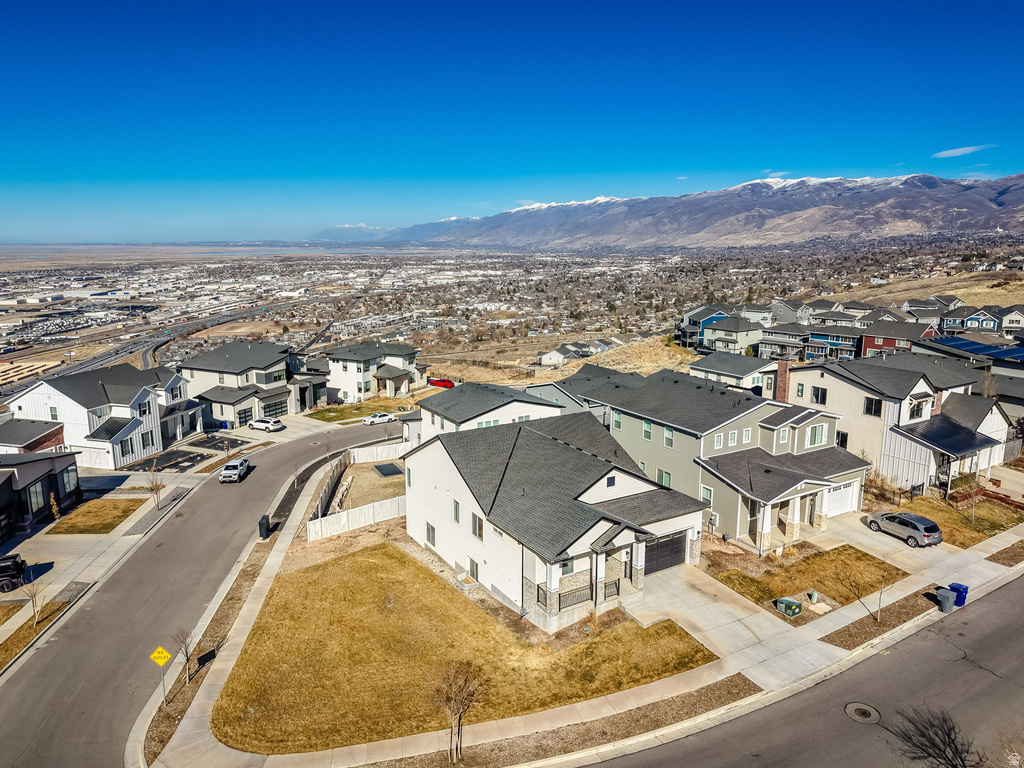 93 E EDGECREST LN North Salt Lake, UT 84054