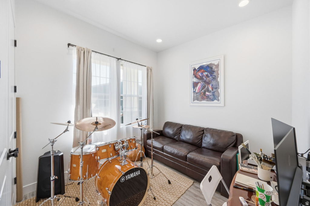 93 E EDGECREST LN North Salt Lake, UT 84054