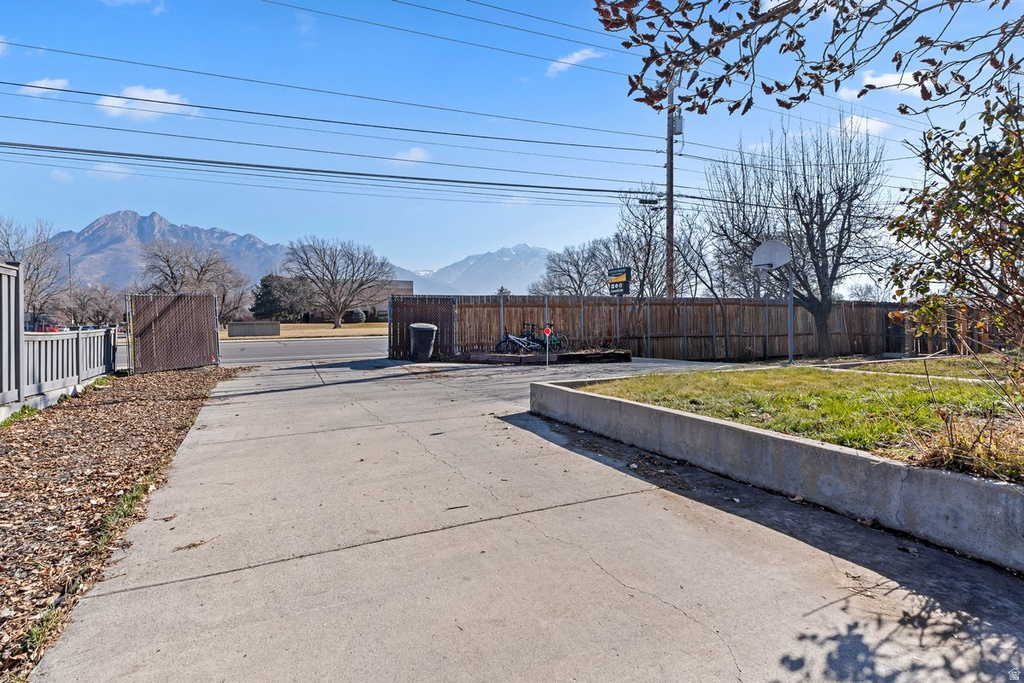 5680 S 1300 E Murray, UT 84121