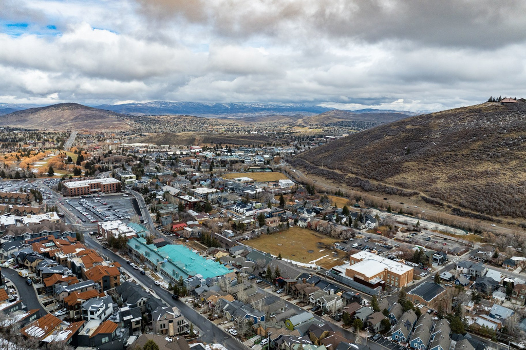 1203 EMPIRE AVE Park City, UT 84060