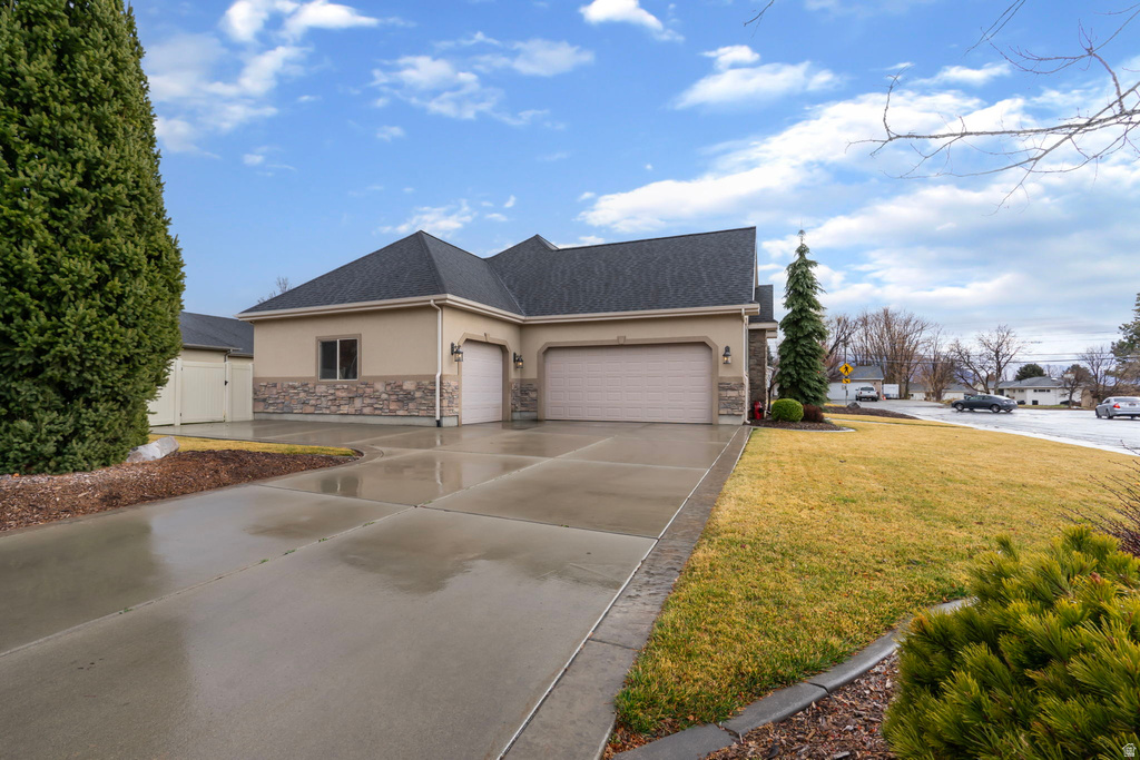 557 S 1470 E Springville, UT 84663