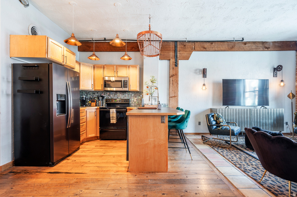 327 W 200 S #208 Salt Lake City, UT 84108