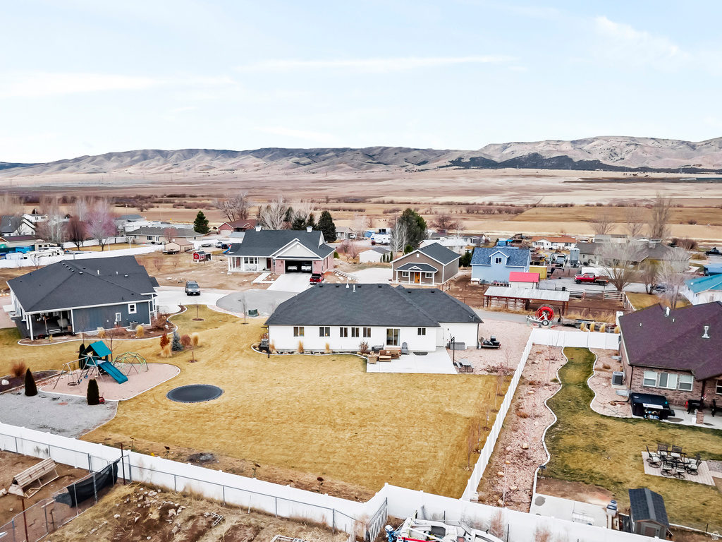 145 S 300 W Mona, UT 84645