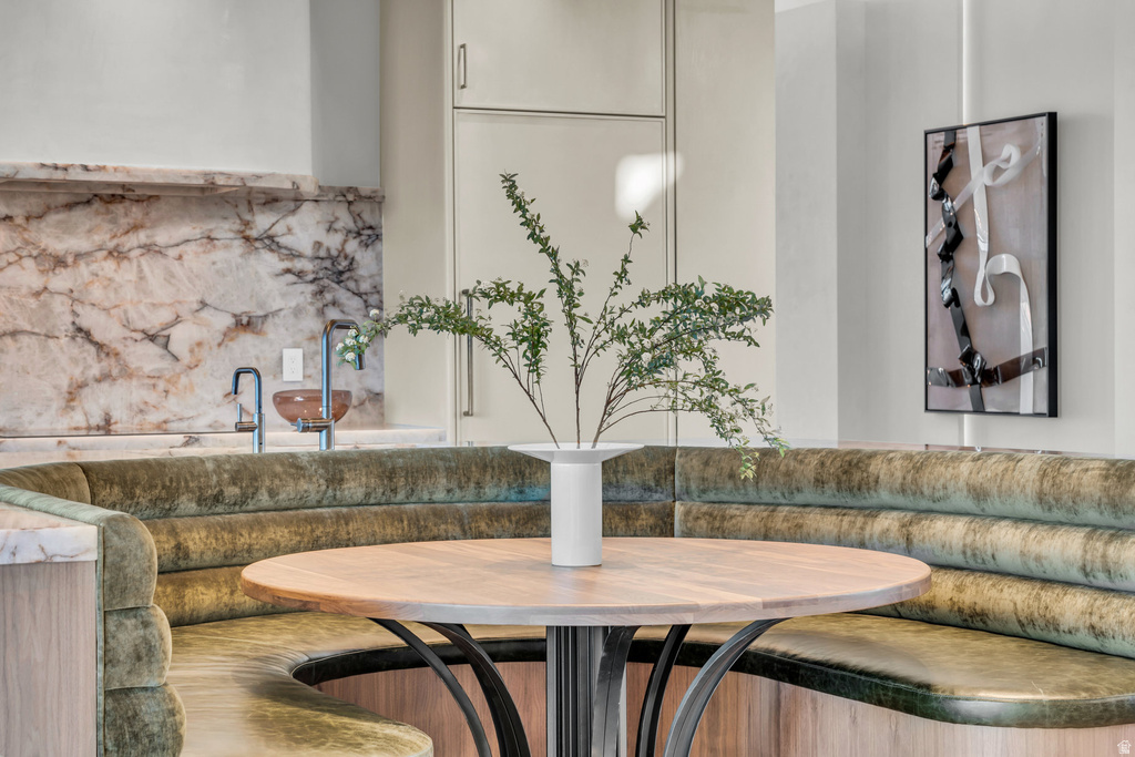 63 E COLIMA RD Washington, UT 84780