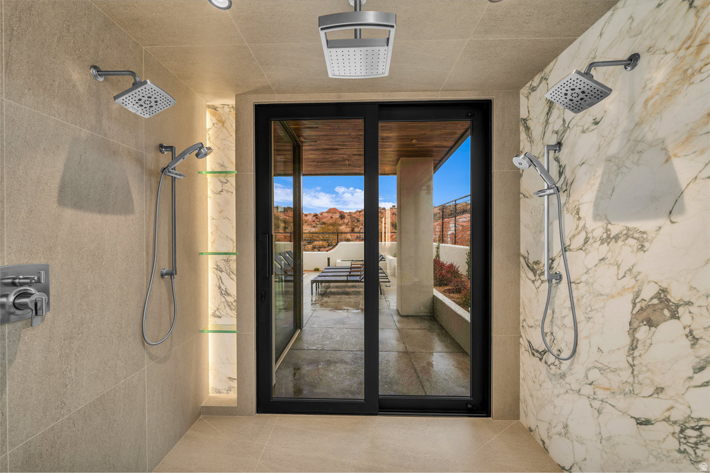 63 E COLIMA RD Washington, UT 84780