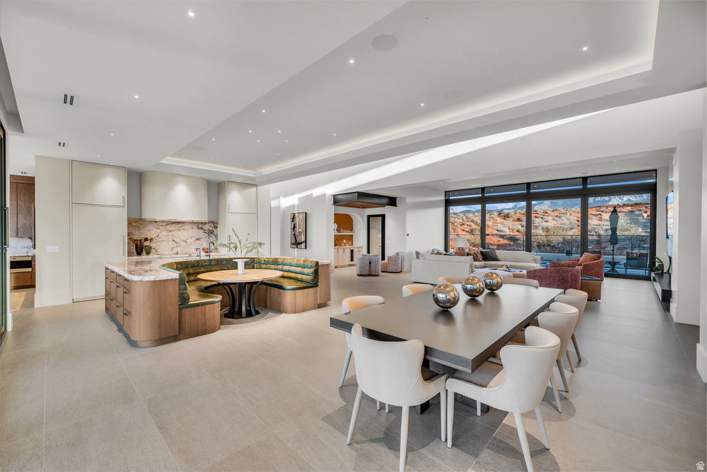 63 E COLIMA RD Washington, UT 84780