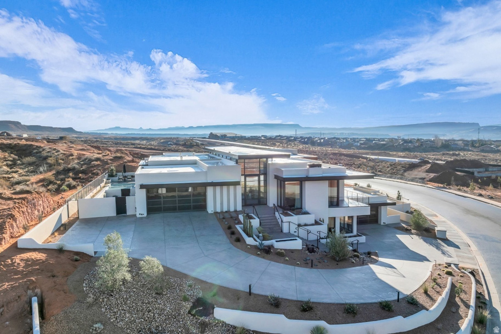 63 E COLIMA RD Washington, UT 84780