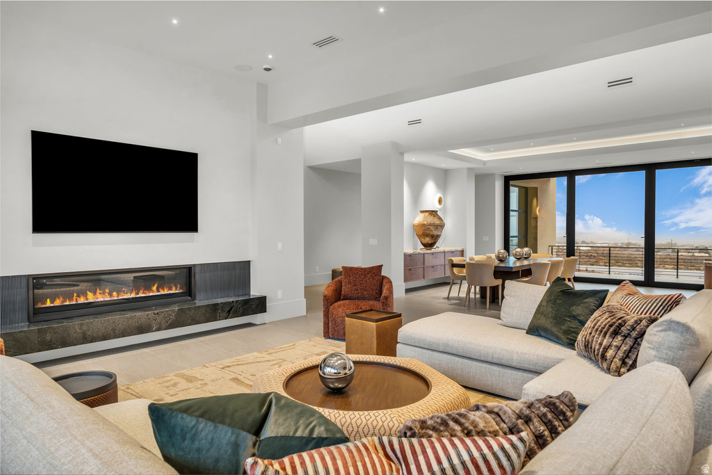 63 E COLIMA RD Washington, UT 84780