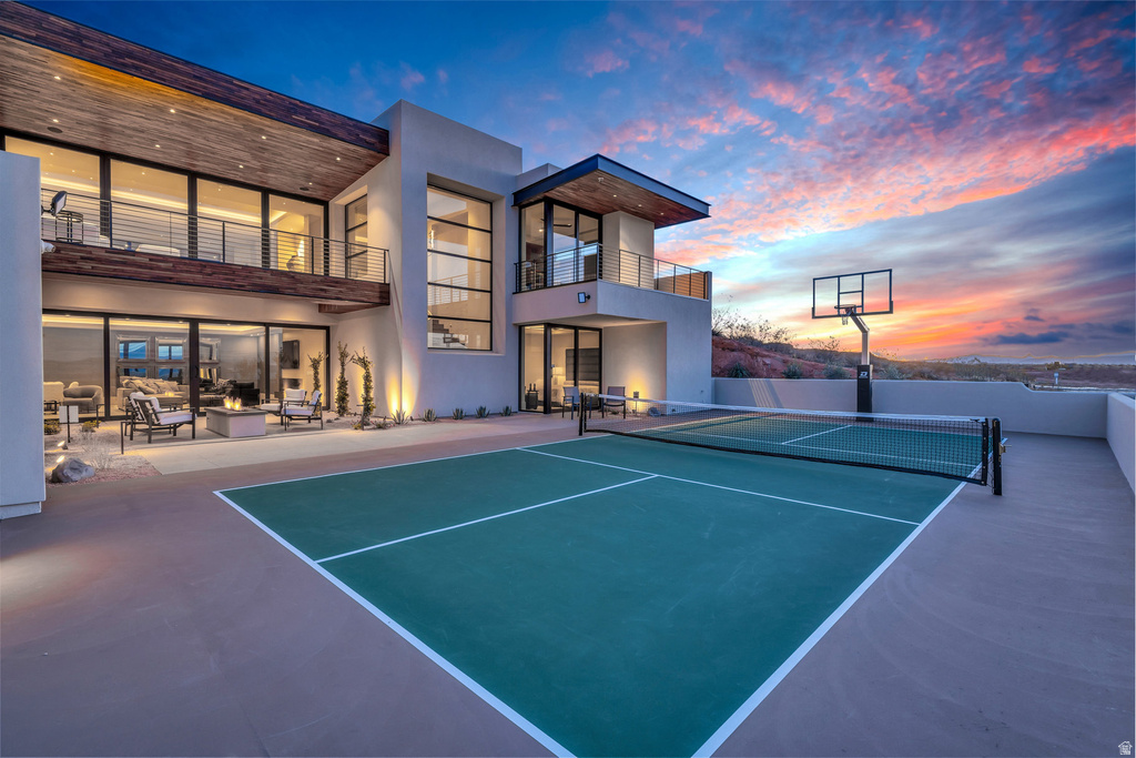 63 E COLIMA RD Washington, UT 84780