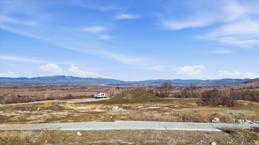 View photos for 697 Cherry Pkwy 697 Cherry Pkwy