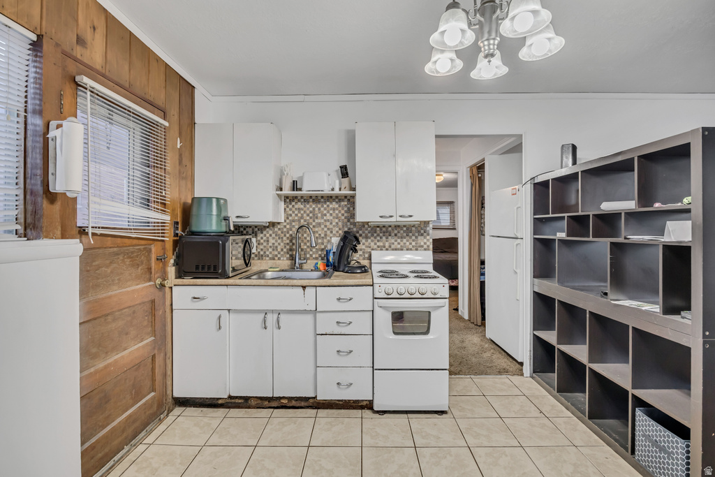 194 E 8530 S Sandy, UT 84070