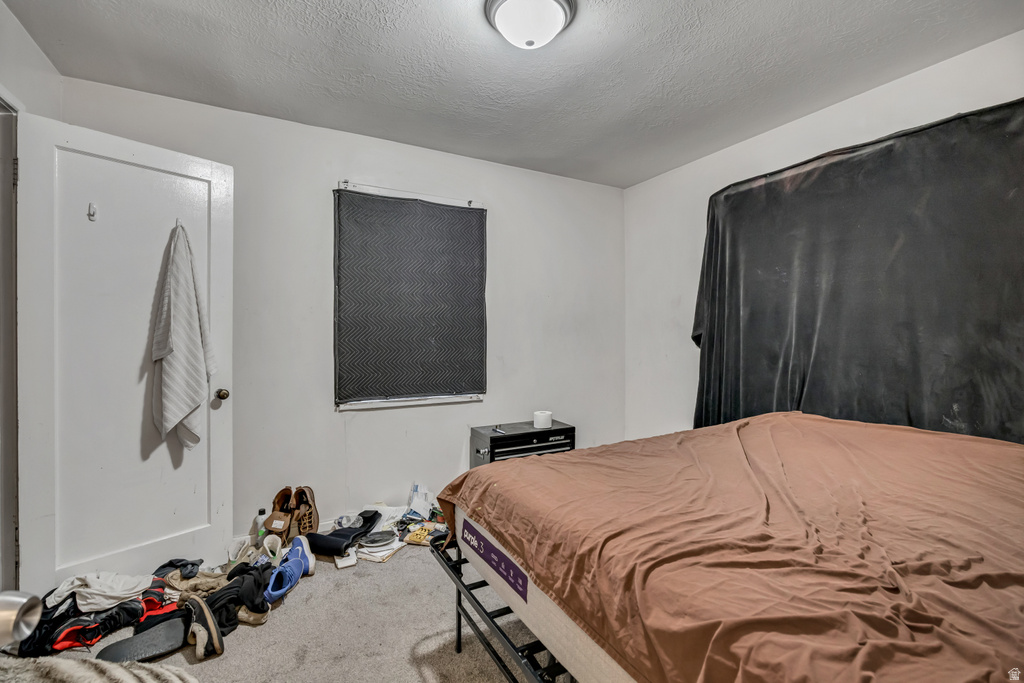 194 E 8530 S Sandy, UT 84070