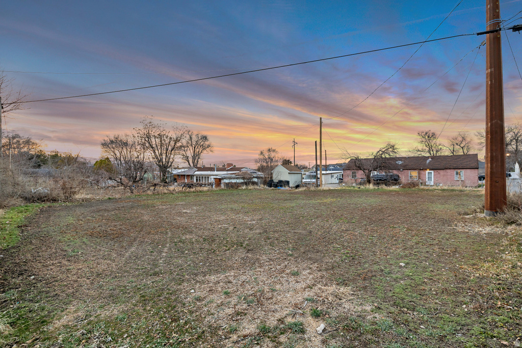 194 E 8530 S Sandy, UT 84070